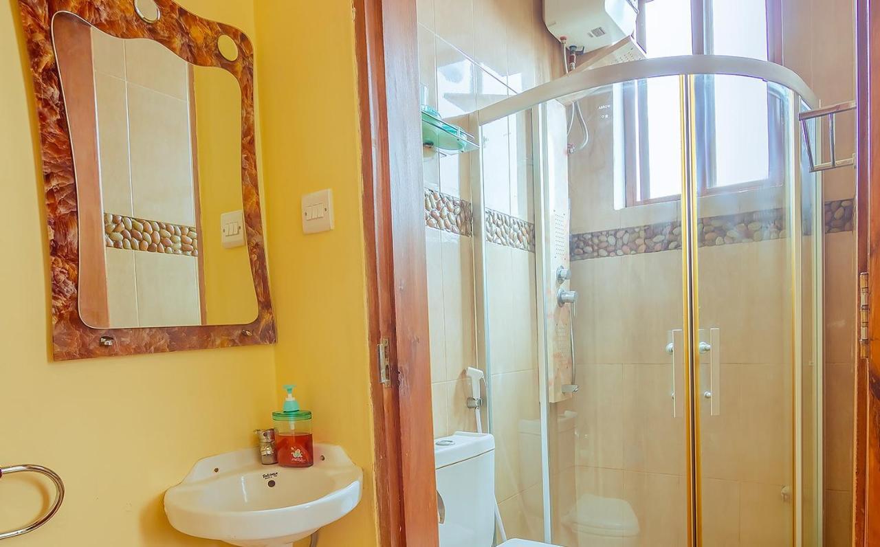 Rayan Apartments & Safaris Arusha Esterno foto