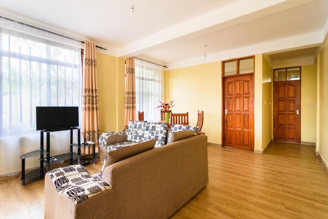 Rayan Apartments & Safaris Arusha Esterno foto