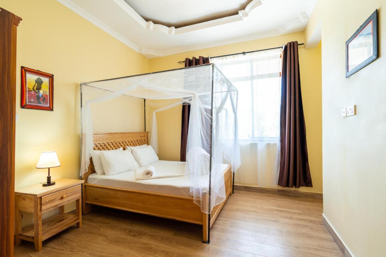 Rayan Apartments & Safaris Arusha Esterno foto