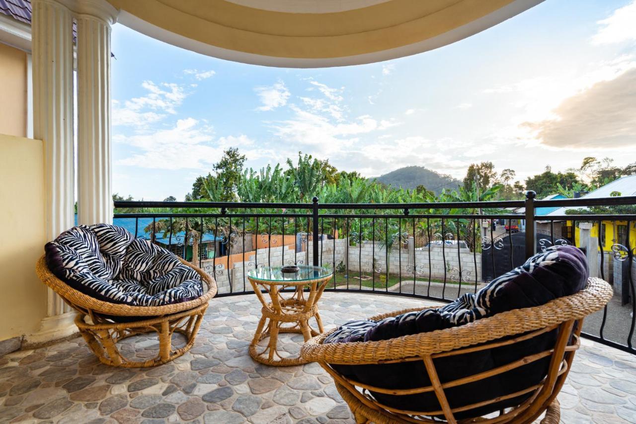 Rayan Apartments & Safaris Arusha Esterno foto
